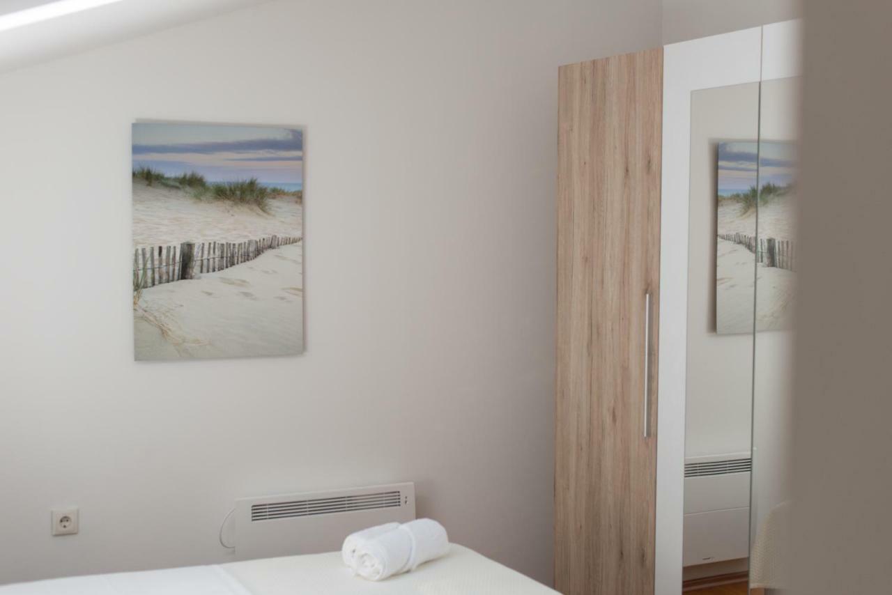 Apartmani Admiral Viskovo Zewnętrze zdjęcie
